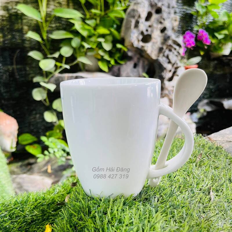 Lợi ích của việc in ly sứ in logo quà tặng theo yêu cầu