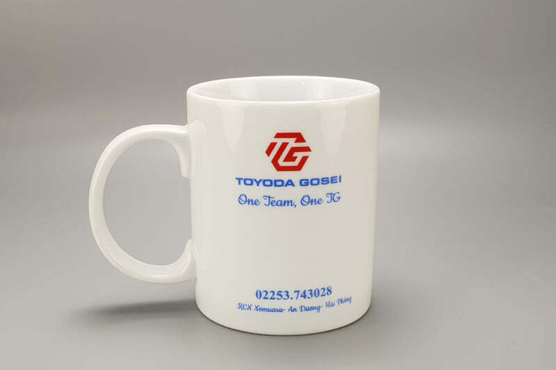 Ly Sứ Trắng 10 Một số kỹ thuật in đang tại DTCS như in chuyển nhiệt, in kỹ thuật số, in decal
